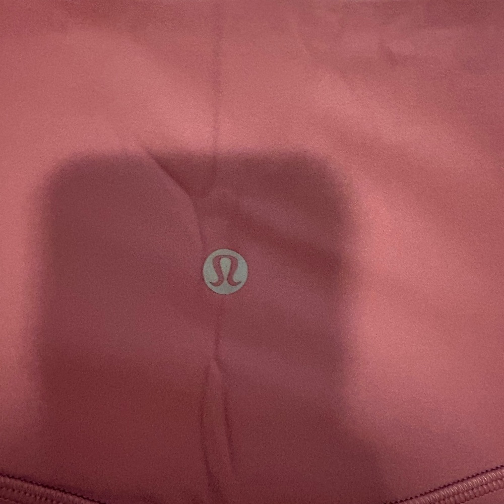 LULULEMON Women's Pink Align Biker Shorts - Picture 3 of 4